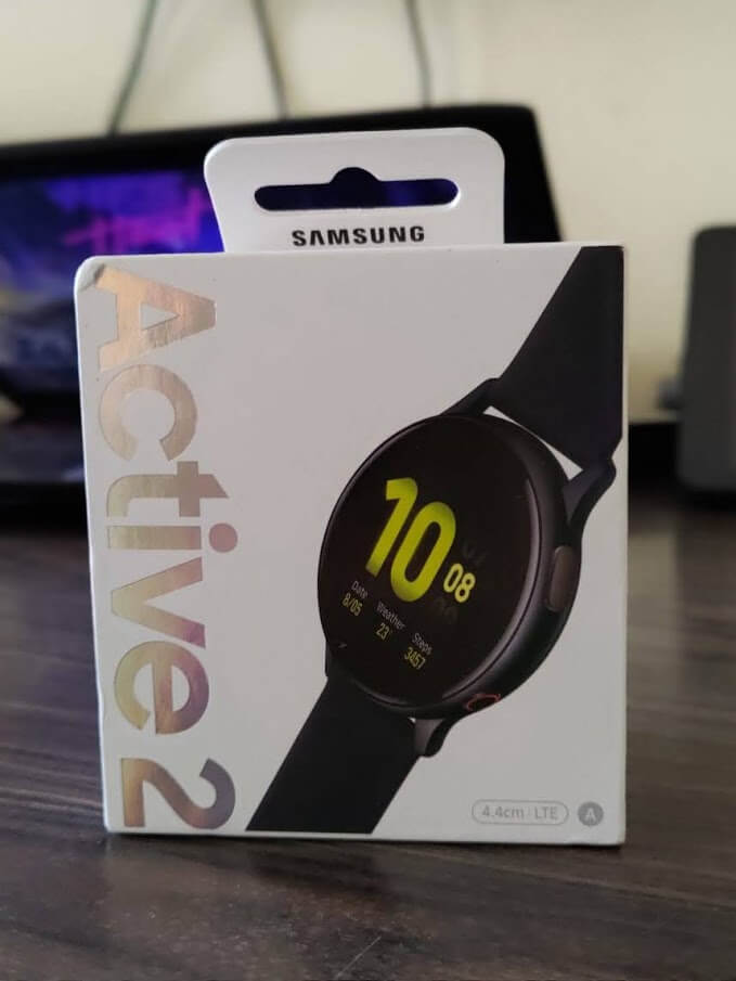 Samsung Galaxy Watch Active 2 Box
